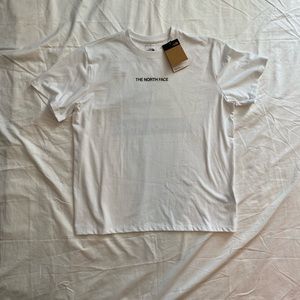 North Face Never stop Exploring Tee